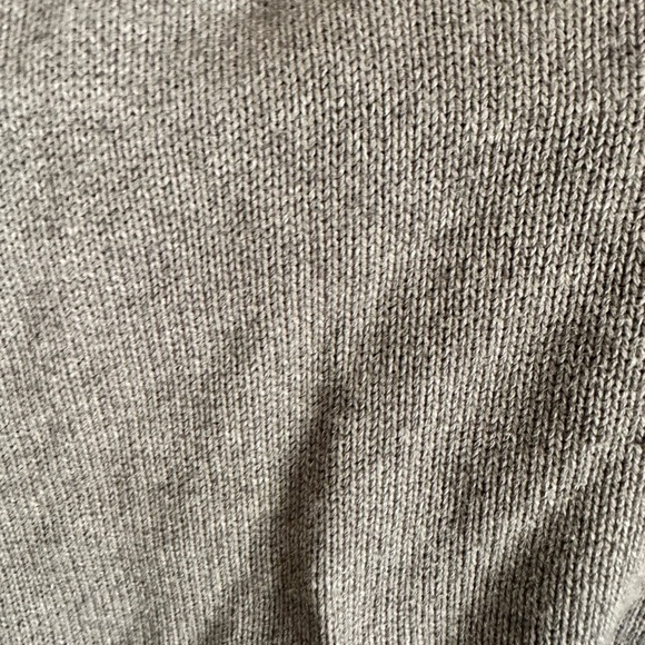 Basic Editions Men’s Classic Gray Knit Sweater. Preppy - Picture 5 of 7